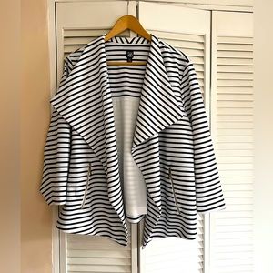 Roz & Ali open front blazer